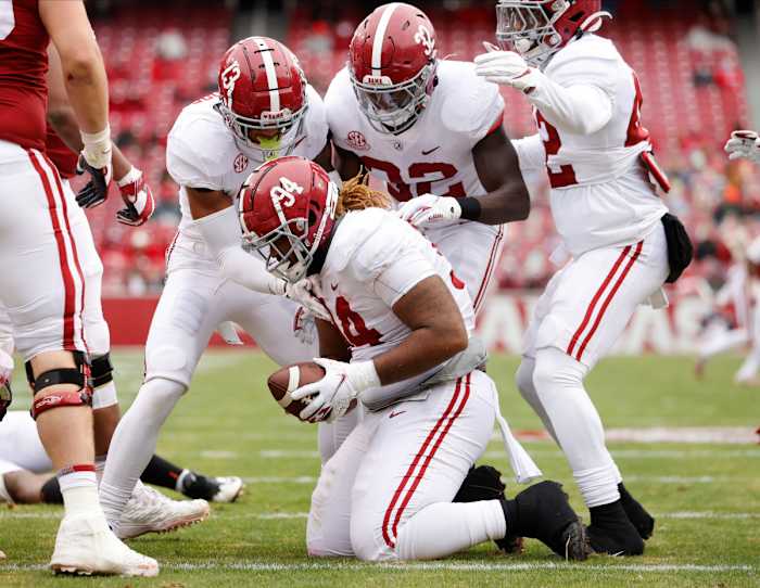 DJ Dale with the ball at Arkansas